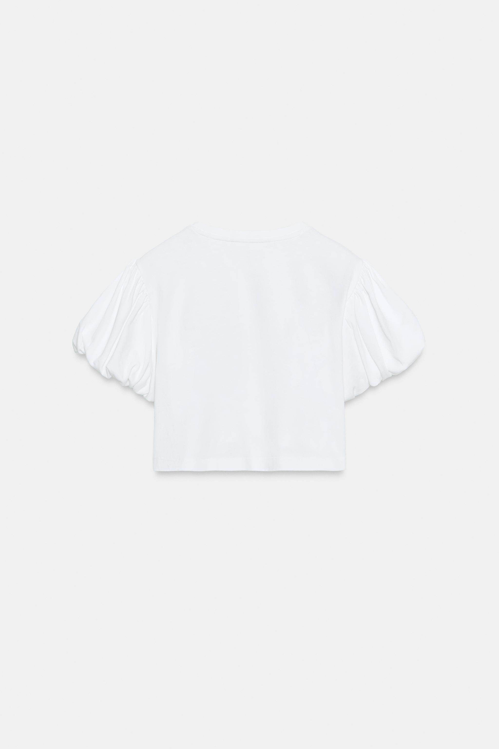 T-SHIRT COURT À MANCHES AMPLES